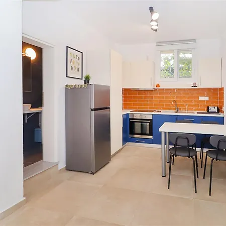 דירה Alekos Garden House 2 Bedrooms 6 Guests חניוטי
