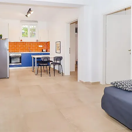 Apartment Alekos Garden House 2 Bedrooms 6 Guests *